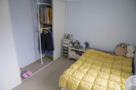 Photo of property in 13 Gala Place, Henderson, Auckland, 0612