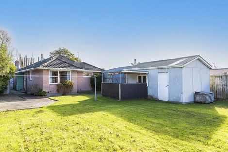 Photo of property in 120 Grimseys Road, Redwood, Christchurch, 8051