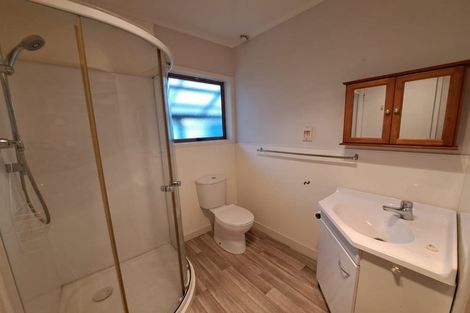 Photo of property in 85c Stottholm Road, Titirangi, Auckland, 0604