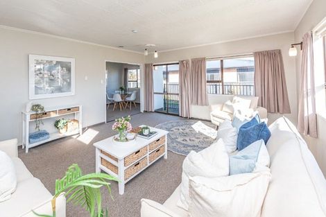 Photo of property in 3 Queen Street, Aramoho, Whanganui, 4500