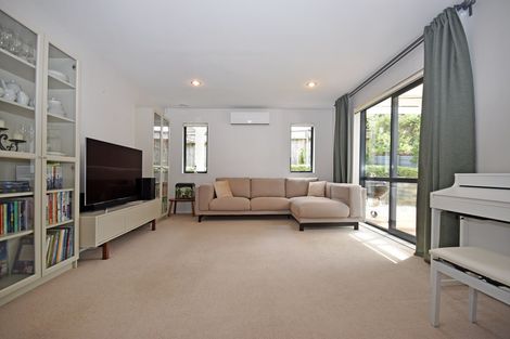 Photo of property in 9 Buccaneer Court, Gulf Harbour, Whangaparaoa, 0930