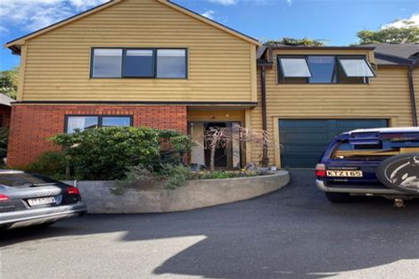 Photo of property in 33 Futuna Close, Karori, Wellington, 6012