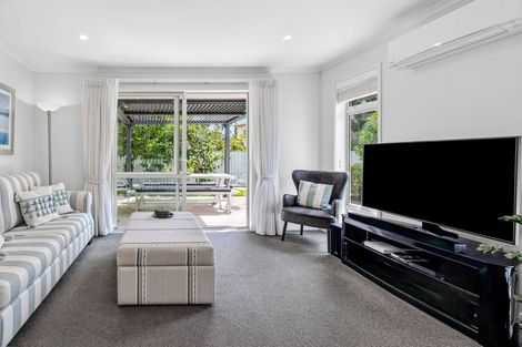 Photo of property in 12 Oceana Drive, Welcome Bay, Tauranga, 3175