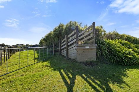 Photo of property in 63 Mcgiven Drive, Ridgewood, New Plymouth, 4371