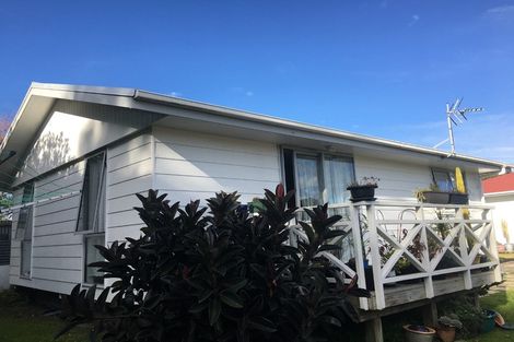 Photo of property in 10 Te Kanawa Crescent, Henderson, Auckland, 0610