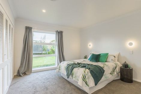 Photo of property in 301 Te Moana Road, Waikanae, 5036