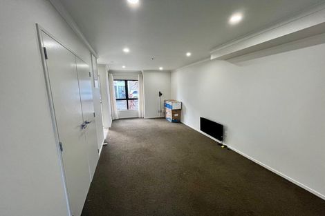 Photo of property in 3/3 Wallson Crescent, Wiri, Auckland, 2104