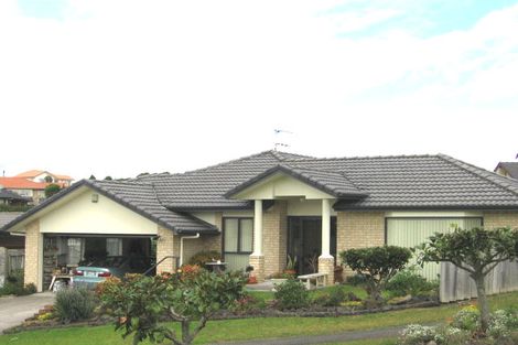 Photo of property in 6 Rosebay Rise, Henderson, Auckland, 0610