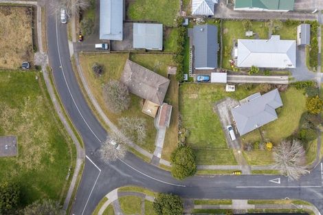 Photo of property in 3 Pukeroa Place, Papakura, 2110