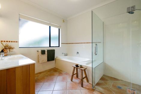 Photo of property in 65 Swayne Road, Cambridge, 3434