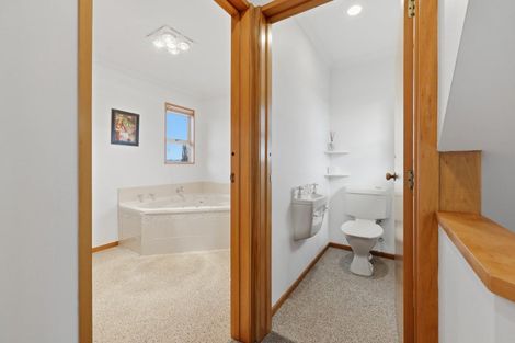 Photo of property in 9 Huntly Road, Outram, 9019