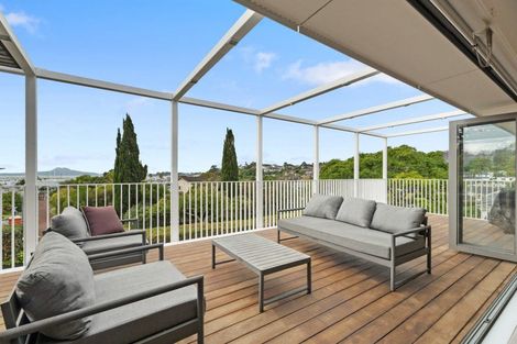Photo of property in 1 Endymion Place, Half Moon Bay, Auckland, 2012