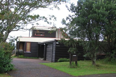 Photo of property in 18 Tui Vale Road, Shelly Park, Auckland, 2014