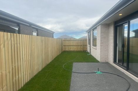 Photo of property in 27 Rita Angus Road, Belfast, 8051