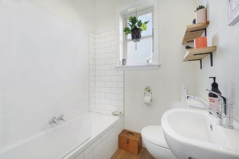 Photo of property in 202 Lyttelton Street, Spreydon, Christchurch, 8024