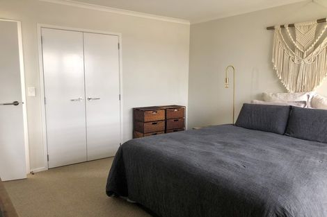 Photo of property in 25 Rangihina Road, Hobsonville, Auckland, 0616