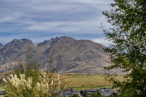 Photo of property in 6 Wanderer Lane, Jacks Point, Queenstown, 9371