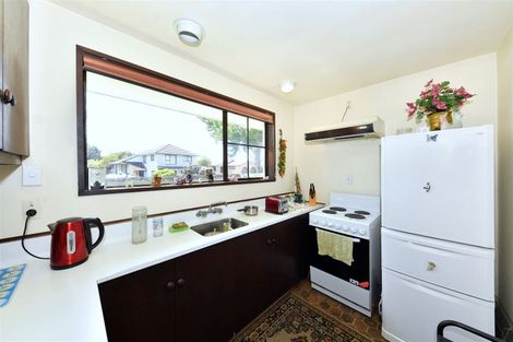 Photo of property in 37 Karnak Crescent, Russley, Christchurch, 8042