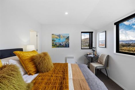 Photo of property in 3a Rannoch Drive, Jacks Point, Queenstown, 9371