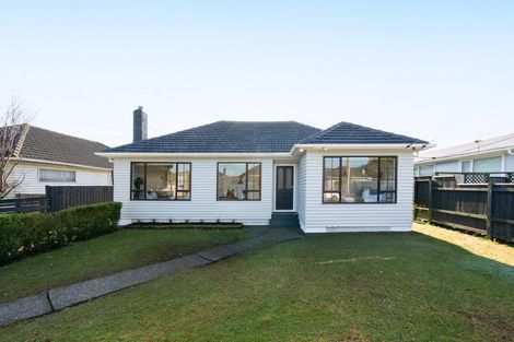 Photo of property in 16 Russell Road, Wainuiomata, Lower Hutt, 5014