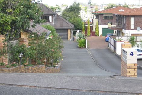Photo of property in 1/4 Commodore Parry Road, Castor Bay, Auckland, 0620