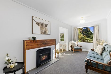 Photo of property in 48 Kamahi Street, Stokes Valley, Lower Hutt, 5019