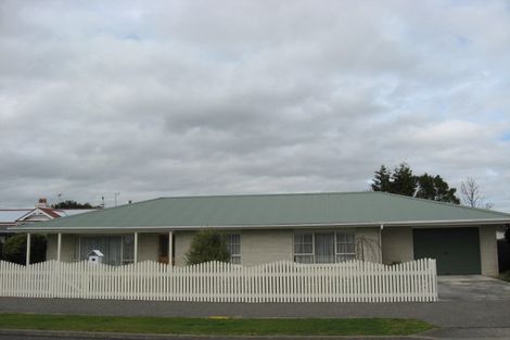 Photo of property in 1a Hogg Crescent, Masterton, 5810
