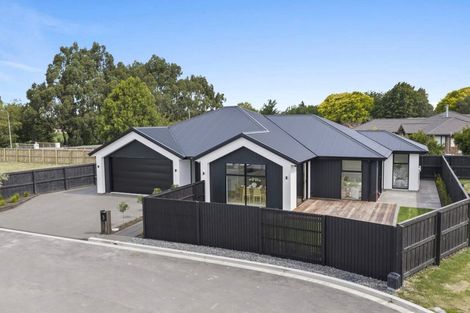 Photo of property in 3 Harrier Lane, Marshland, Christchurch, 8051