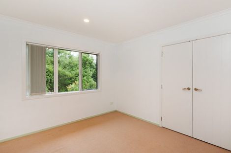 Photo of property in 35 Oram Drive, Turitea, Palmerston North, 4472