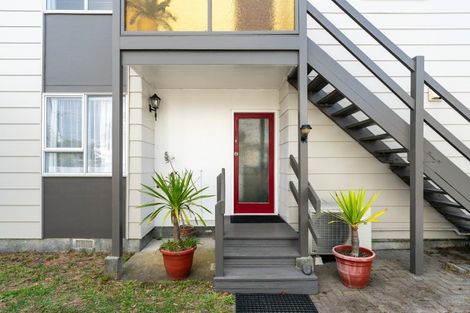 Photo of property in 16f1 Ross Street, Kilbirnie, Wellington, 6022