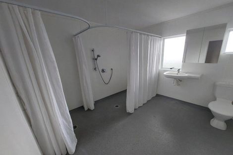 Photo of property in 6 Crichton Terrace, Hauraki, Auckland, 0622