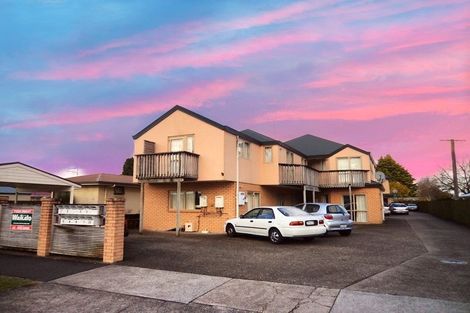 Photo of property in 12/5 Inverness Avenue, Hamilton East, Hamilton, 3216