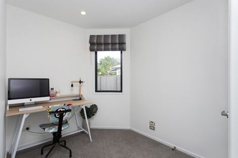 Photo of property in 72a Wilsons Road, Saint Martins, Christchurch, 8022