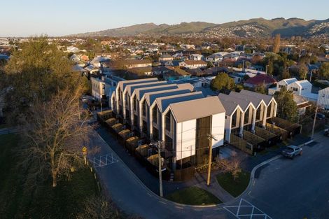 Photo of property in 2/5 Ward Street, Addington, Christchurch, 8024