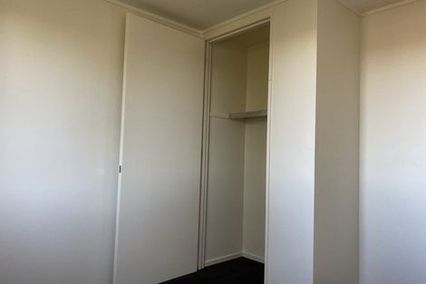 Photo of property in 10 Cloghan Close, Massey, Auckland, 0614