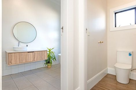 Photo of property in 2 Cobden Street, Gisborne, 4010