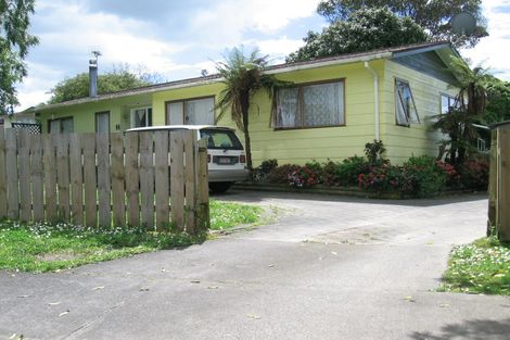 Photo of property in 16 Caringbah Drive, Papatoetoe, Auckland, 2025