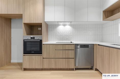 Photo of property in 13 Kuaha Road, Massey, Auckland, 0614