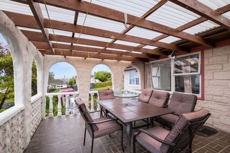 Photo of property in 27 Sunvue Road, Glen Eden, Auckland, 0602