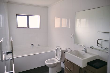 Photo of property in 36 Flintridge Drive, Flat Bush, Auckland, 2019
