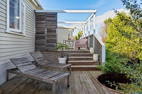 Photo of property in 113a Chaucer Road, Hospital Hill, Napier, 4110