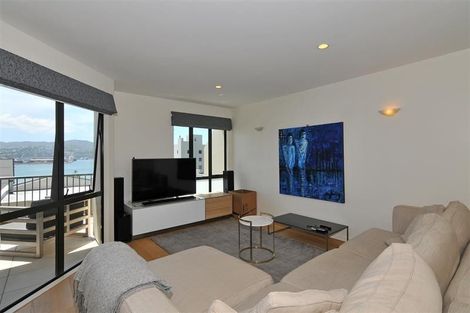 Photo of property in 10/22u Oriental Terrace, Oriental Bay, Wellington, 6011