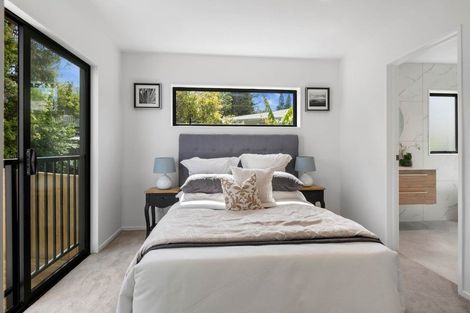 Photo of property in 70c Bond Crescent, Forrest Hill, Auckland, 0620