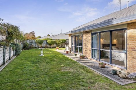 Photo of property in 18 Sunburst Court, Paraparaumu Beach, Paraparaumu, 5032