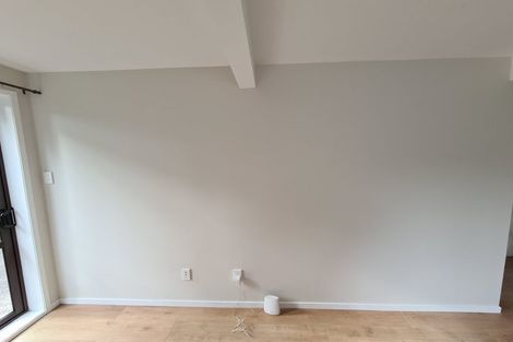 Photo of property in 39 Tamahere Drive, Glenfield, Auckland, 0629