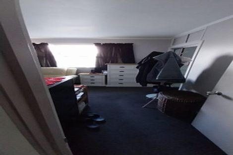 Photo of property in 20 Segedin Place, Glenfield, Auckland, 0629