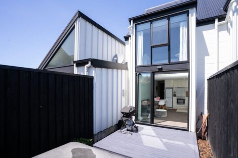 Photo of property in 1036h Colombo Street, St Albans, Christchurch, 8014