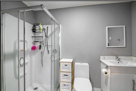 Photo of property in 8 Hyperion Drive, Randwick Park, Auckland, 2105