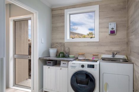 Photo of property in 21 Antimony Crescent, Cromwell, 9310