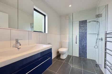 Photo of property in 15 Cavalry Close, Crofton Downs, Wellington, 6035